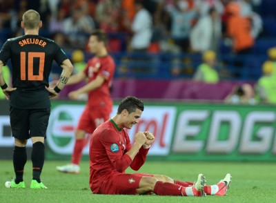 ronado_hancurkan_impian_belanda-20120618-010-bola_net.jpg
